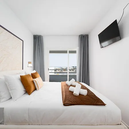 Expo - Double With Ac And Views Гостьовий будинок
